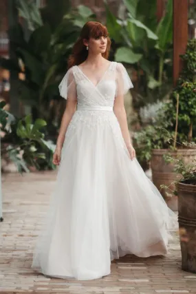 A line Boho Short Sleeve V-neck Wedding Dress