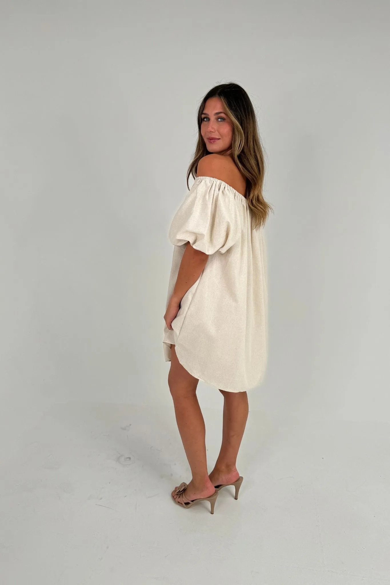 Caitlyn Puff Sleeve Bardot Dress In Neutral