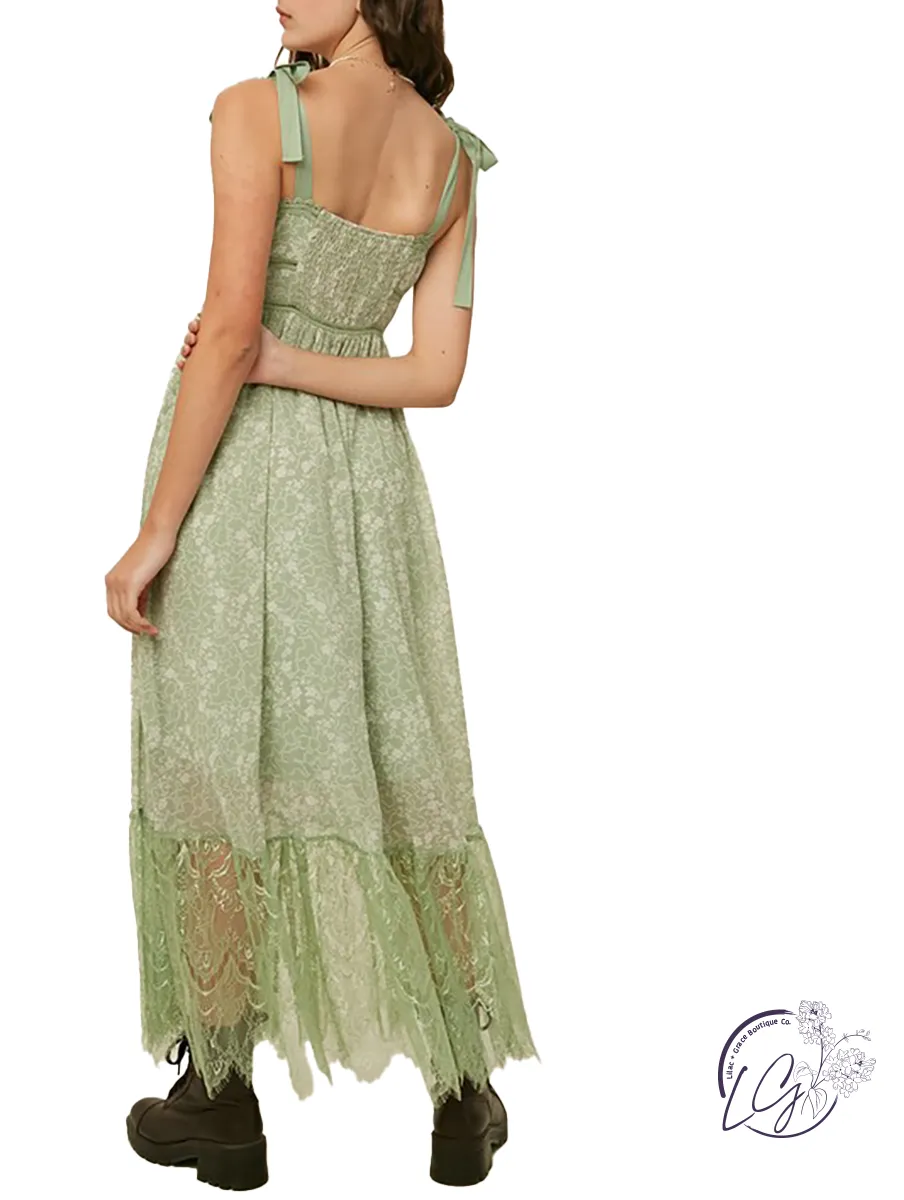 Effortlessly Elegant Lace Maxi Dress