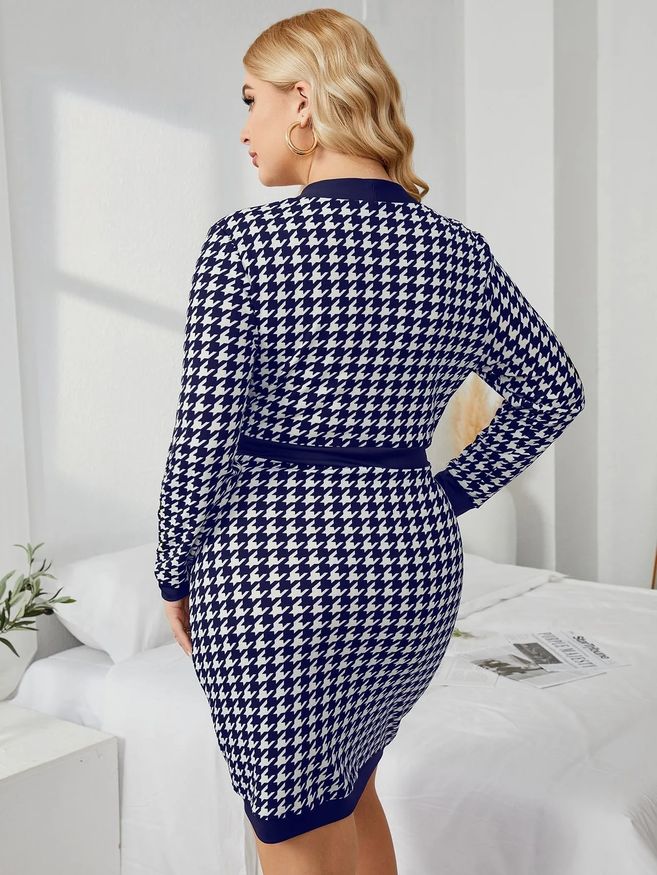 KittenAlarm - Plus Houndstooth Fake Button Bodycon Dress