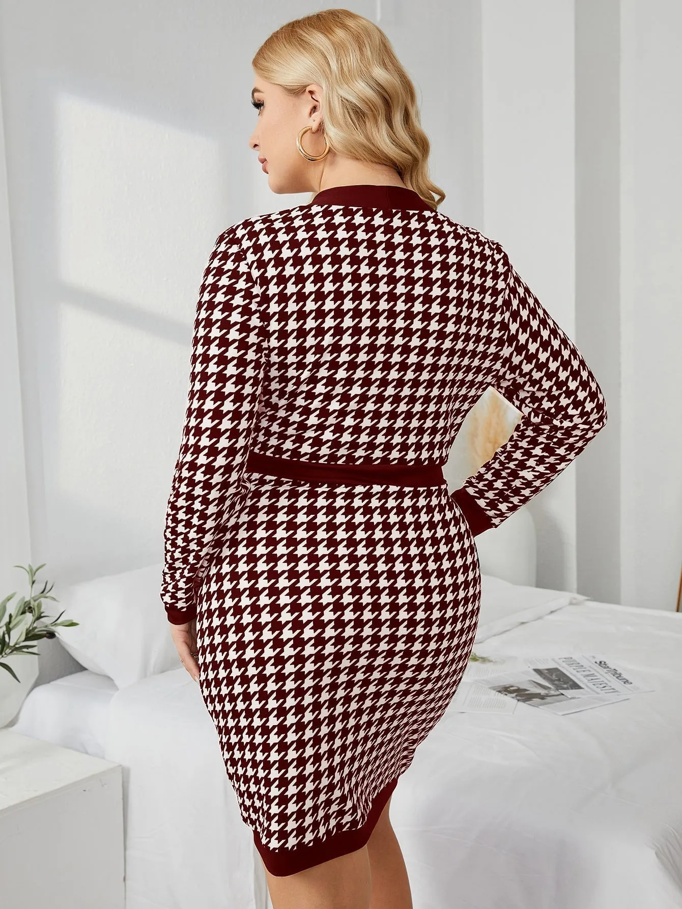 KittenAlarm - Plus Houndstooth Fake Button Bodycon Dress