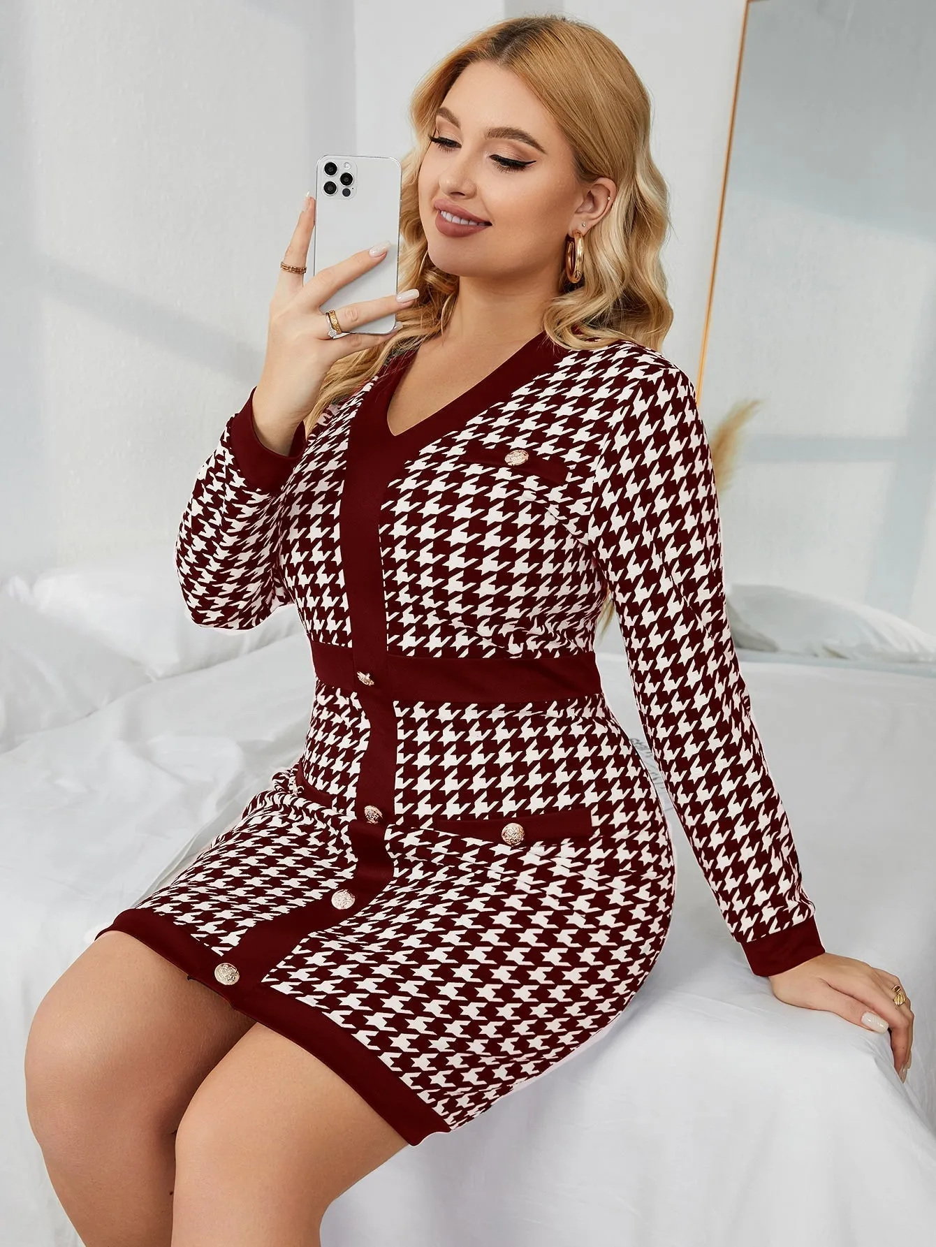 KittenAlarm - Plus Houndstooth Fake Button Bodycon Dress