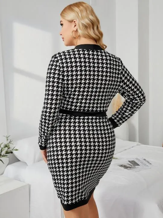 KittenAlarm - Plus Houndstooth Fake Button Bodycon Dress