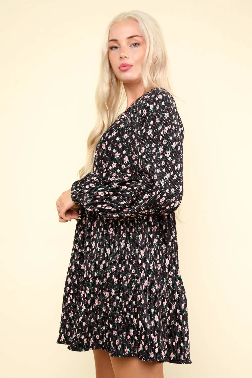 LONG SLEEVE SMALL FLORAL PRINT VELVET TIERED DRESS