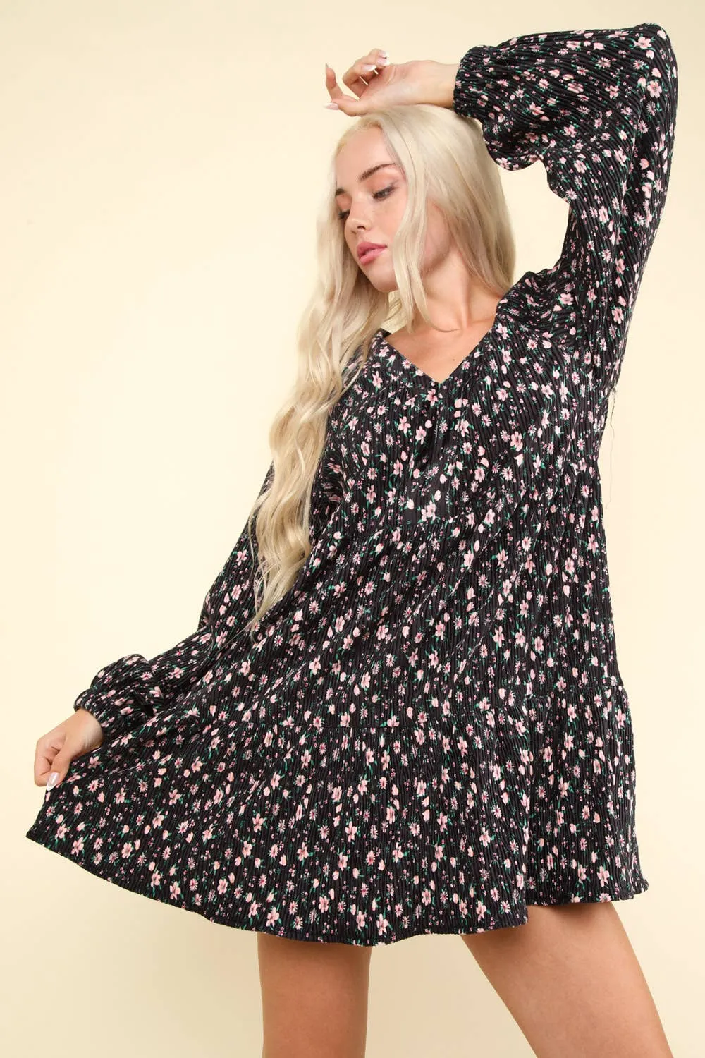 LONG SLEEVE SMALL FLORAL PRINT VELVET TIERED DRESS