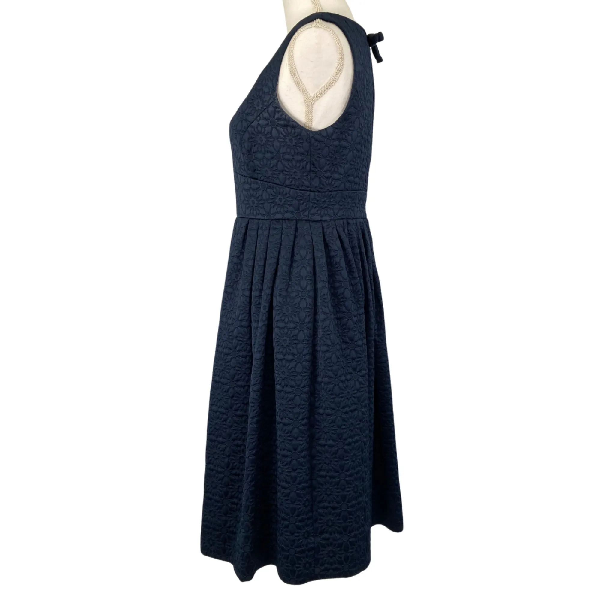 Nancie Caraway's Quilted Flower Navy Shift Dress (8)