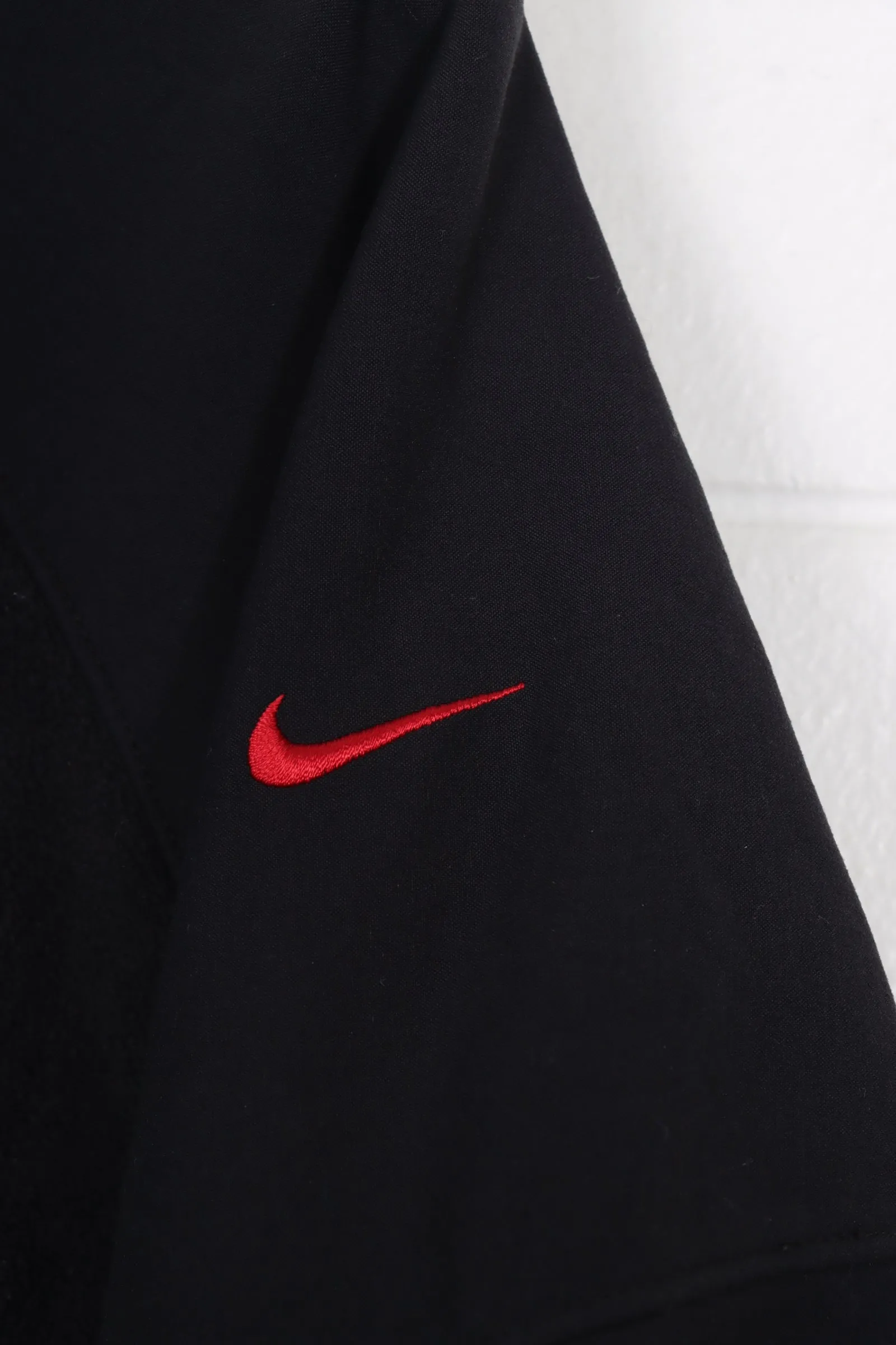 NIKE Black & Red Embroidered Swoosh Panel Fleece Jacket (XXL)