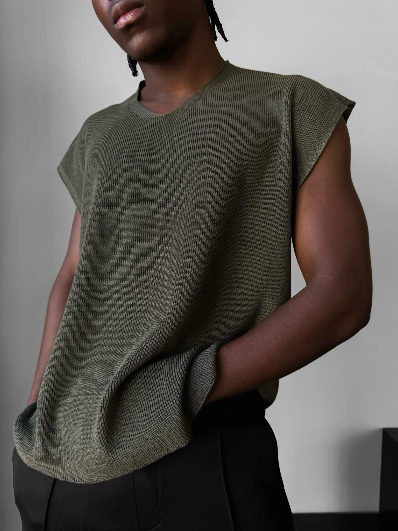 Oversize rolled Edge Knit Tanktop - Khaki