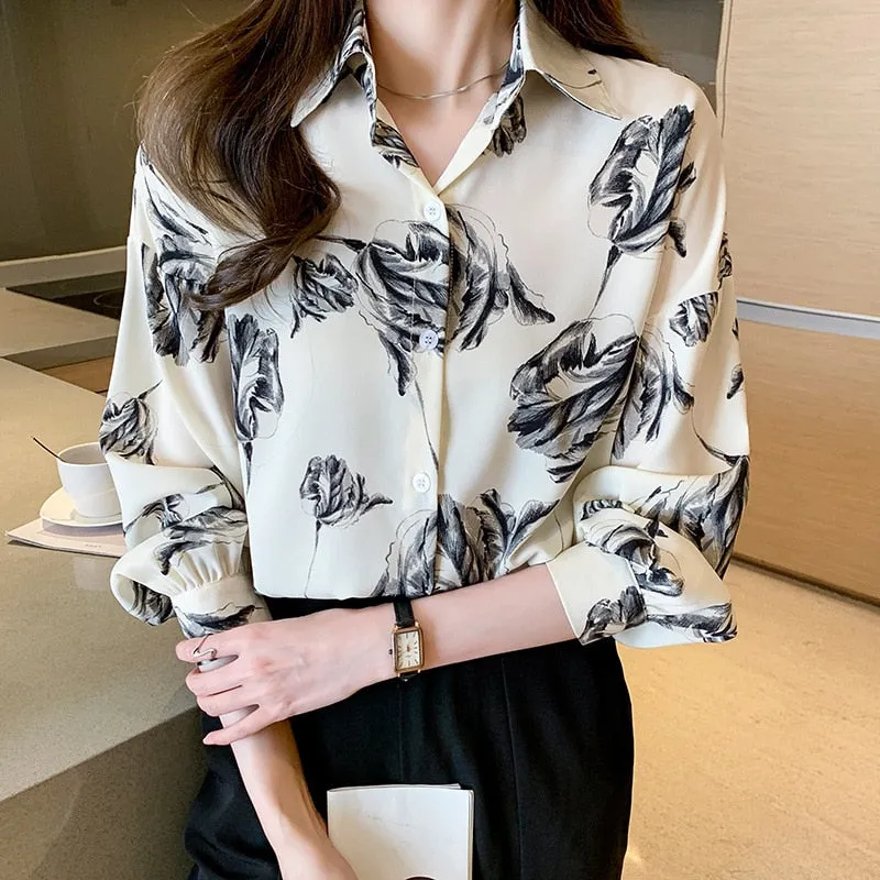 Women Autumn Spring Shirts Black White Cartoon Cat Print Blouses - WSB8551