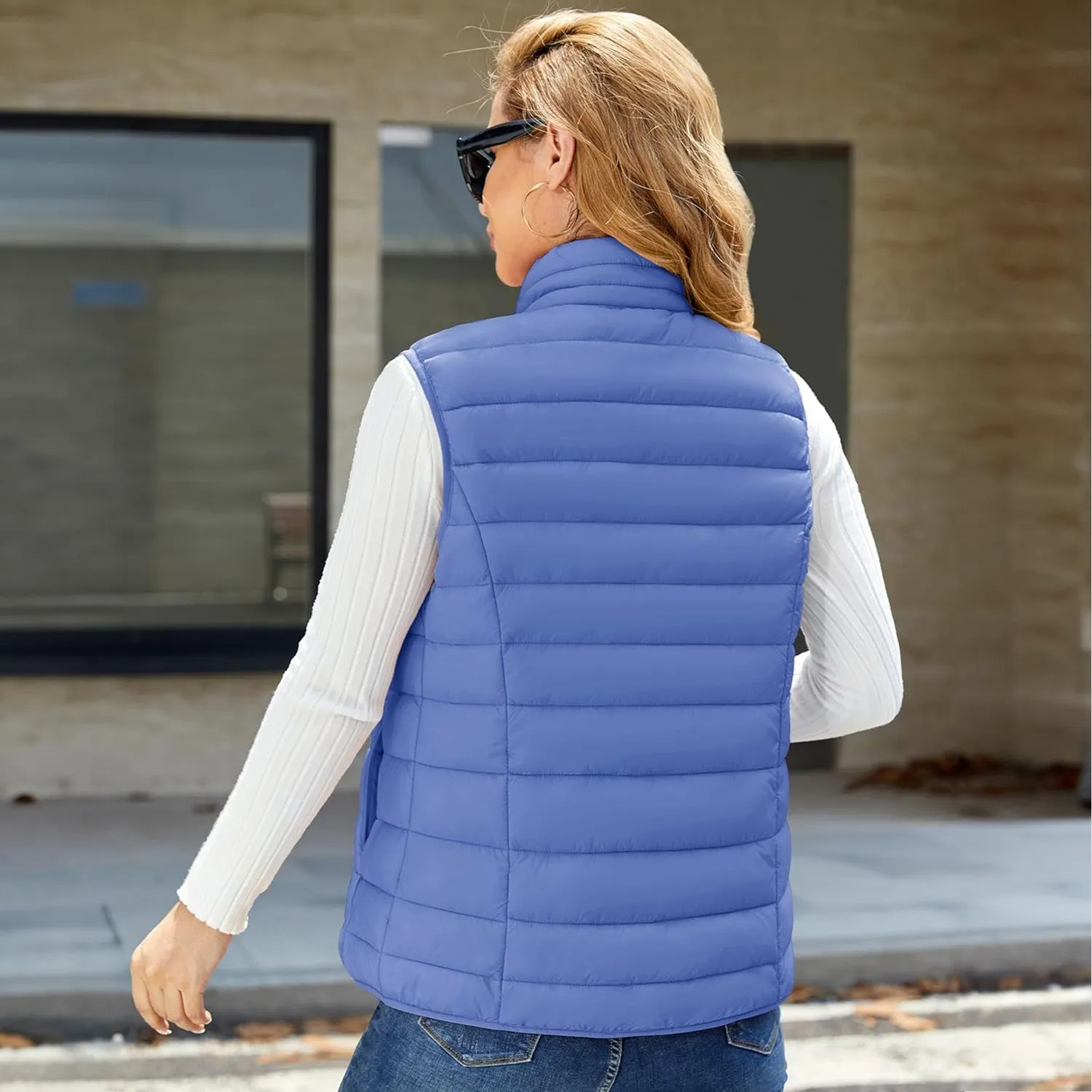 Women's Puffer Vest Lightweight Stand Collar Zip 4 Pockets Puffy Vests Sleeveless Quilted Padded Outerwear