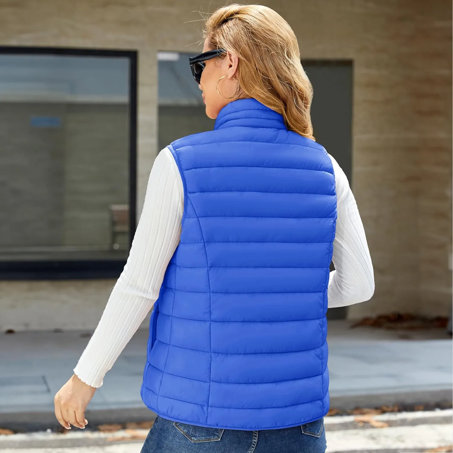 Women's Puffer Vest Lightweight Stand Collar Zip 4 Pockets Puffy Vests Sleeveless Quilted Padded Outerwear