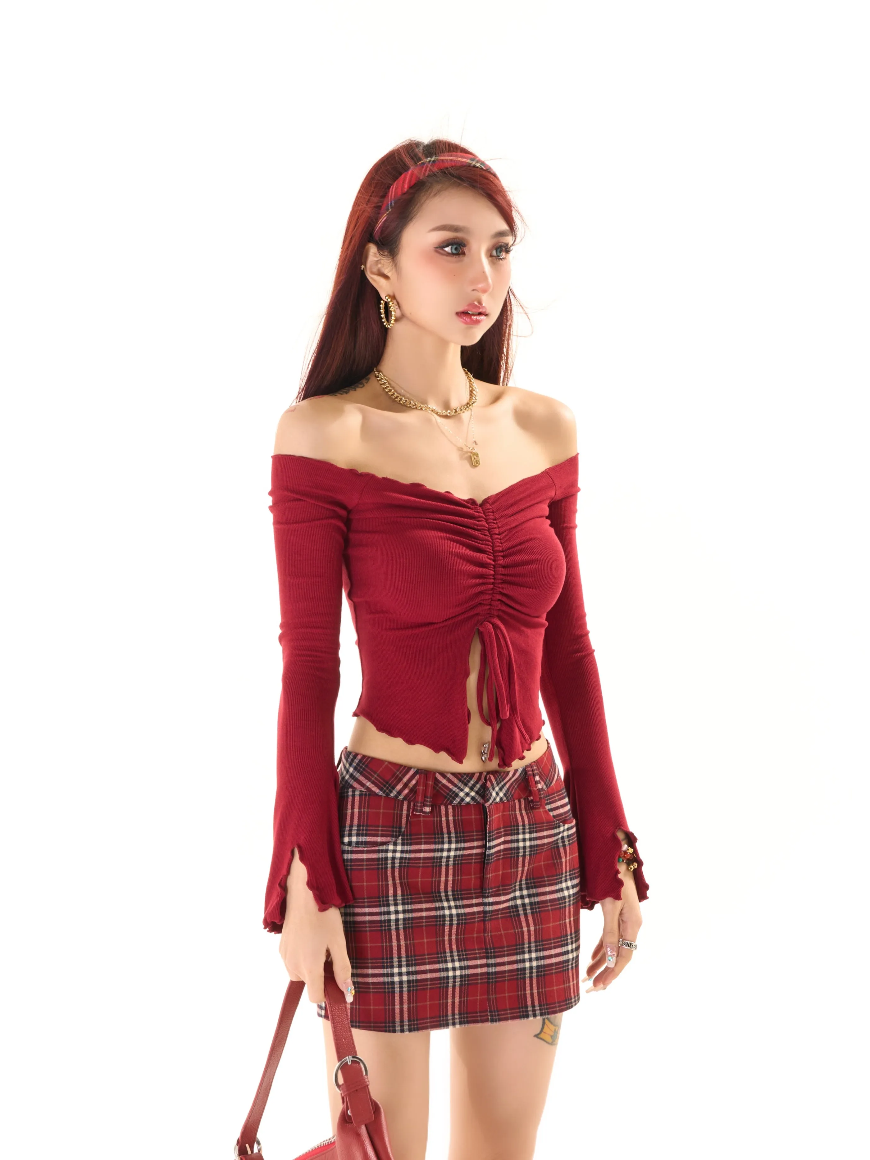 Zerocircle Solid Color Knitwear Off-the-Shoulder Ruched Long Flare Sleeve Cropped Top