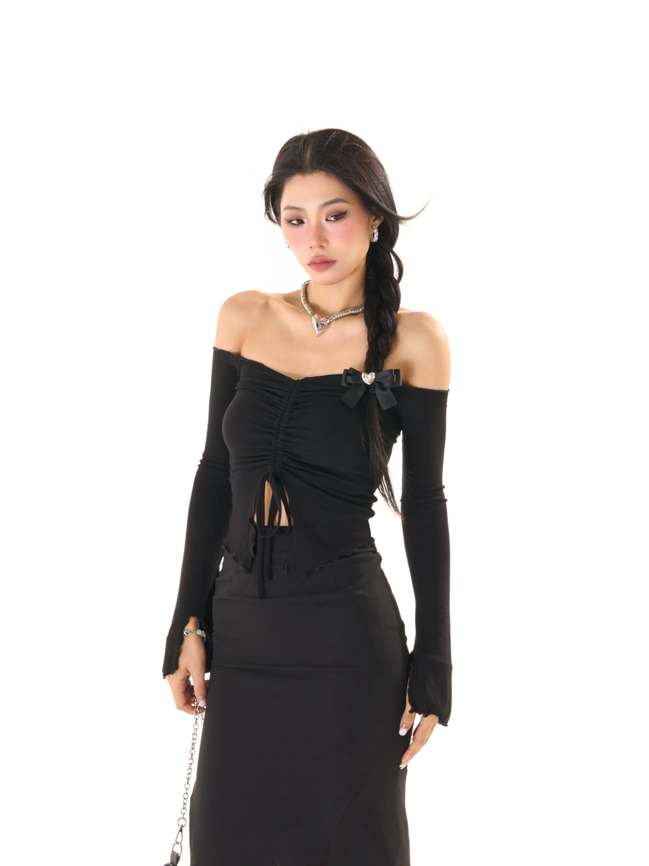 Zerocircle Solid Color Knitwear Off-the-Shoulder Ruched Long Flare Sleeve Cropped Top